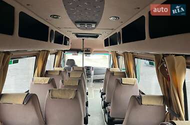 Туристичний / Міжміський автобус Mercedes-Benz Sprinter 2013 в 