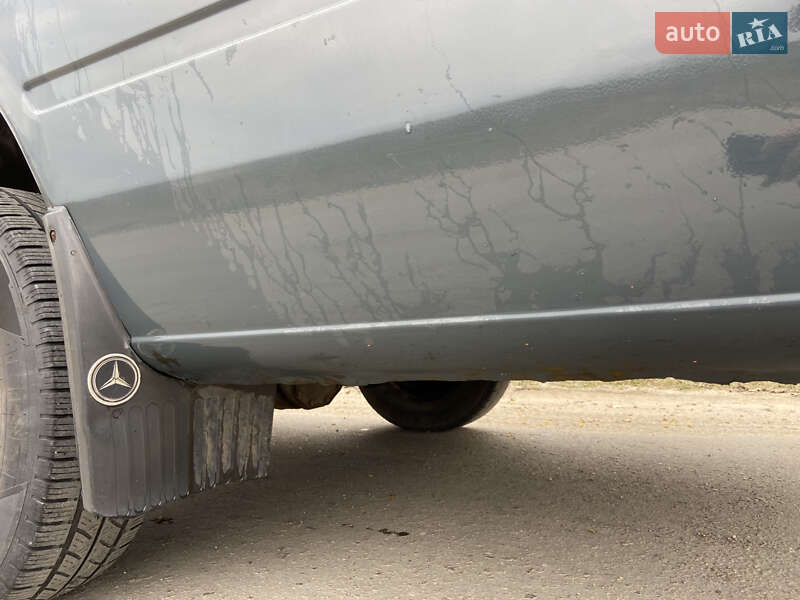 Вантажний фургон Mercedes-Benz Sprinter 2005 в Львові