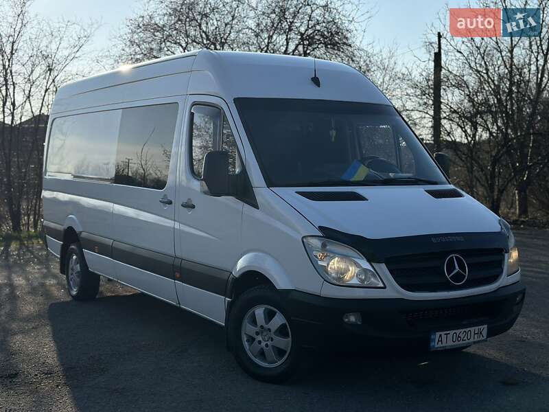 Мікроавтобус Mercedes-Benz Sprinter 2011 в Рогатині