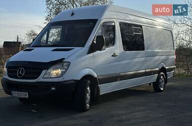 Микроавтобус Mercedes-Benz Sprinter 2011 в 