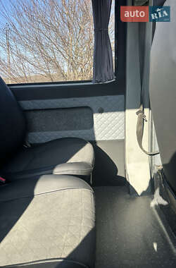 Микроавтобус Mercedes-Benz Sprinter 2004 в 