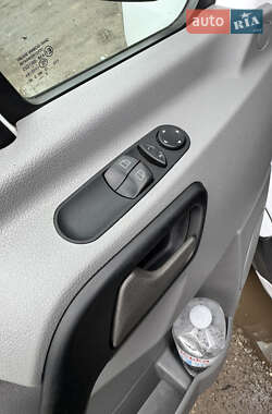 Вантажопасажирський фургон Mercedes-Benz Sprinter 2013 в 