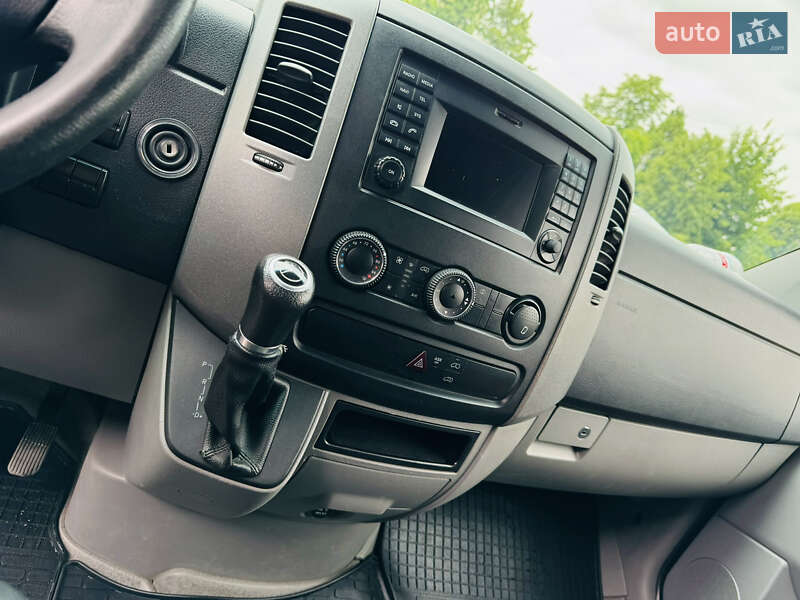 Вантажний фургон Mercedes-Benz Sprinter 2016 в Боярці