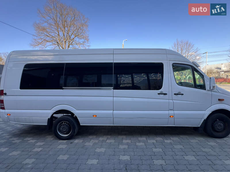 Туристический / Междугородний автобус Mercedes-Benz Sprinter 2014 в Черновцах