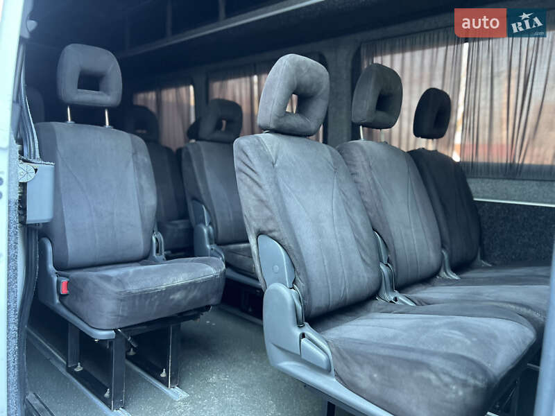 Туристический / Междугородний автобус Mercedes-Benz Sprinter 2014 в Черновцах