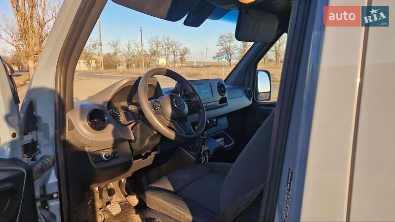 Микроавтобус Mercedes-Benz Sprinter 2019 в Великой Александровке фото 6 Микроавтобус Mercedes-Benz Sprinter 2019 в Великой Александровке
