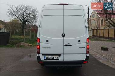 Грузовой фургон Mercedes-Benz Sprinter 2014 в 