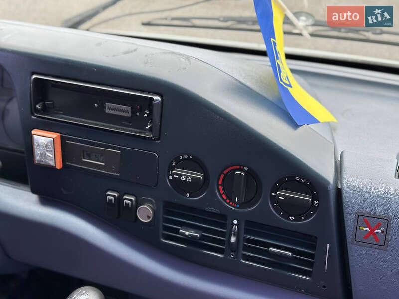 Туристичний / Міжміський автобус Mercedes-Benz Sprinter 2000 в Дніпрі