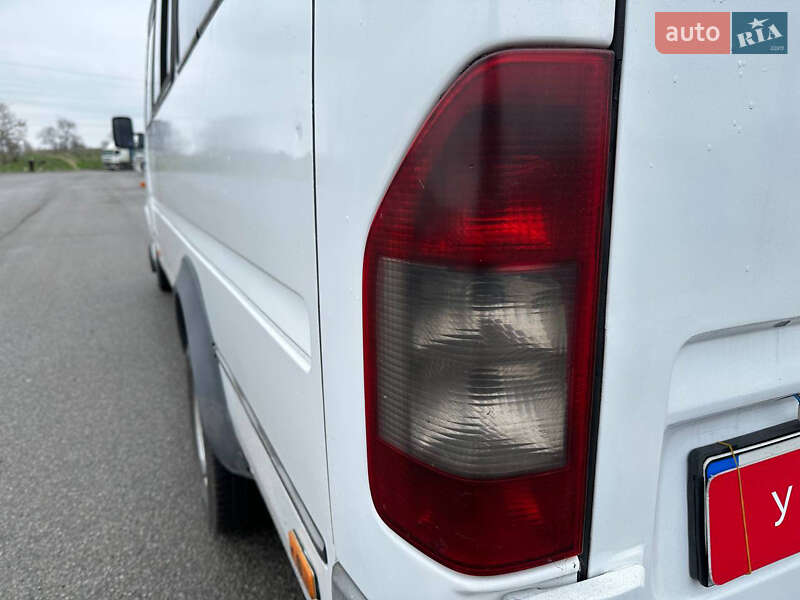 Туристичний / Міжміський автобус Mercedes-Benz Sprinter 2000 в Дніпрі