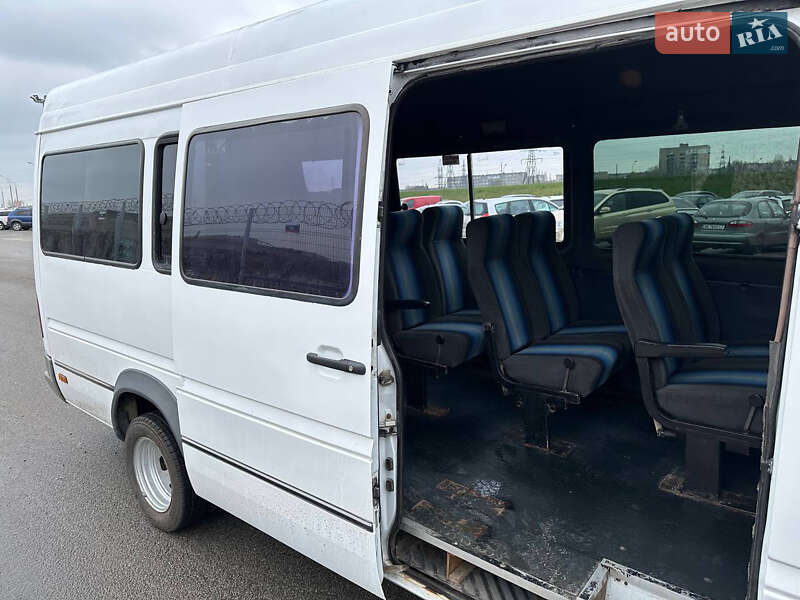 Туристичний / Міжміський автобус Mercedes-Benz Sprinter 2000 в Дніпрі