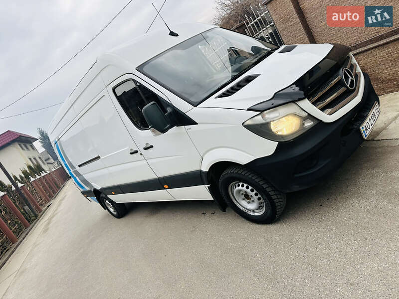 Грузовой фургон Mercedes-Benz Sprinter 2017 в Тячеве