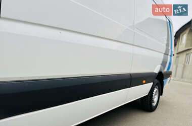 Вантажний фургон Mercedes-Benz Sprinter 2017 в 