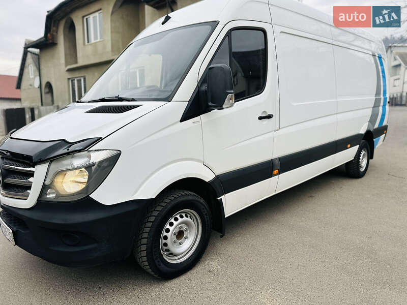 Грузовой фургон Mercedes-Benz Sprinter 2017 в Тячеве