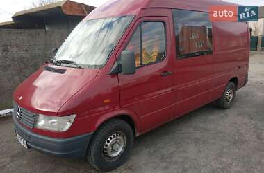 Грузовой фургон Mercedes-Benz Sprinter 1998 в 