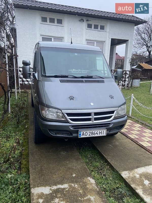 Мікроавтобус Mercedes-Benz Sprinter 2005 в 