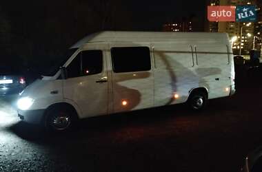 Вантажопасажирський фургон Mercedes-Benz Sprinter 2005 в Києві