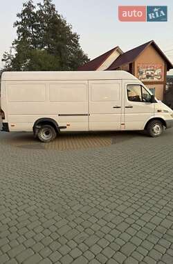 Грузовой фургон Mercedes-Benz Sprinter 2004 в 