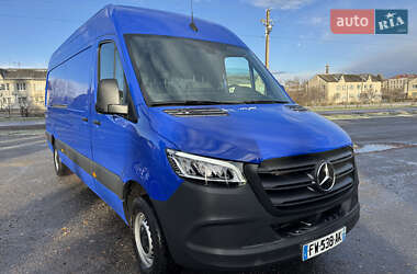 Грузовой фургон Mercedes-Benz Sprinter 2021 в 