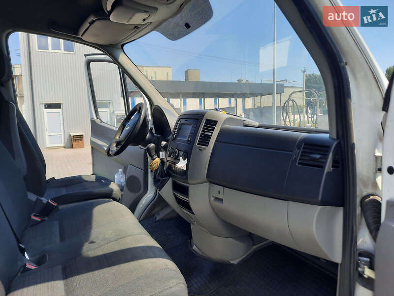 Грузовой фургон Mercedes-Benz Sprinter 2017 в Одессе фото 6 Грузовой фургон Mercedes-Benz Sprinter 2017 в Одессе