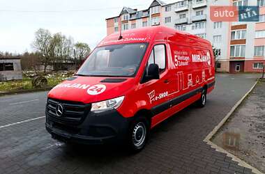 Грузовой фургон Mercedes-Benz Sprinter 2021 в 