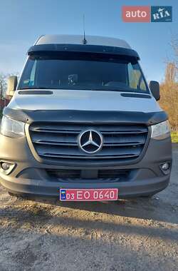 Грузовой фургон Mercedes-Benz Sprinter 2020 в 