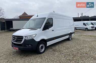 Грузовой фургон Mercedes-Benz Sprinter 2019 в 