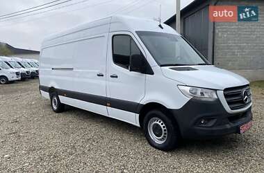 Грузовой фургон Mercedes-Benz Sprinter 2019 в 