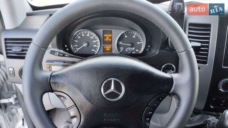 Вантажопасажирський фургон Mercedes-Benz Sprinter 2007 в Сумах