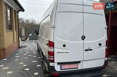 Грузовой фургон Mercedes-Benz Sprinter 2014 в 