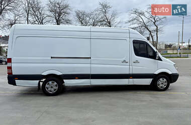 Грузовой фургон Mercedes-Benz Sprinter 2007 в 
