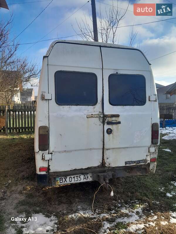 Мікроавтобус Mercedes-Benz Sprinter 1995 в Олевську