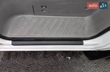 Грузовой фургон Mercedes-Benz Sprinter 2011 в 