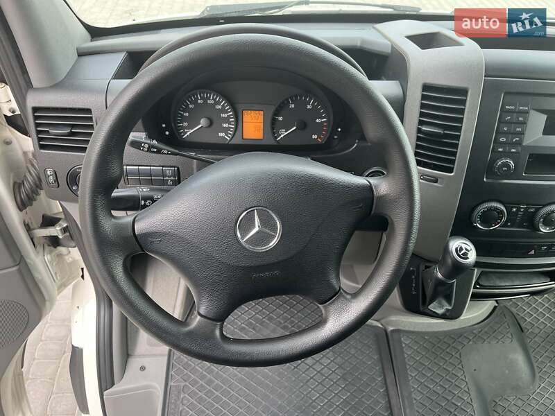Вантажний фургон Mercedes-Benz Sprinter 2017 в Вінниці