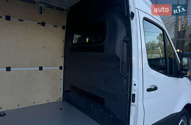 Грузовой фургон Mercedes-Benz Sprinter 2021 в 