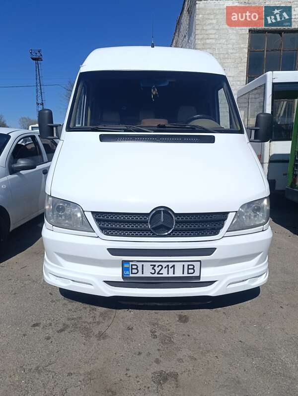 Мікроавтобус Mercedes-Benz Sprinter 2000 в 