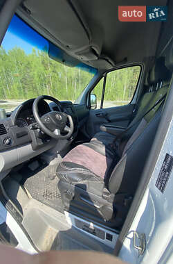 Грузовой фургон Mercedes-Benz Sprinter 2016 в 