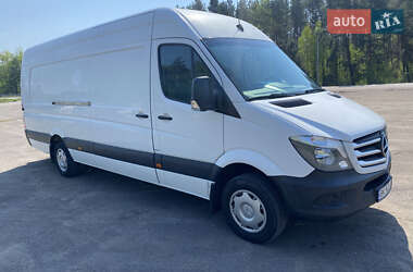 Грузовой фургон Mercedes-Benz Sprinter 2016 в 