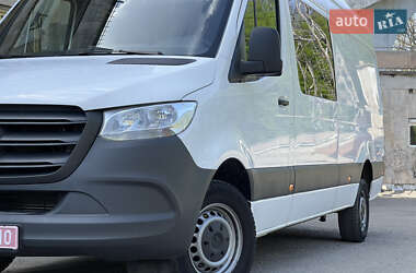 Грузовой фургон Mercedes-Benz Sprinter 2020 в 