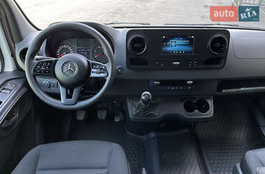 Грузовой фургон Mercedes-Benz Sprinter 2020 в 