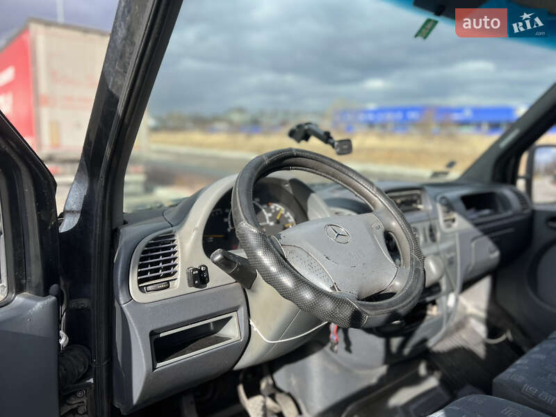 Грузовой фургон Mercedes-Benz Sprinter 2003 в Стрые
