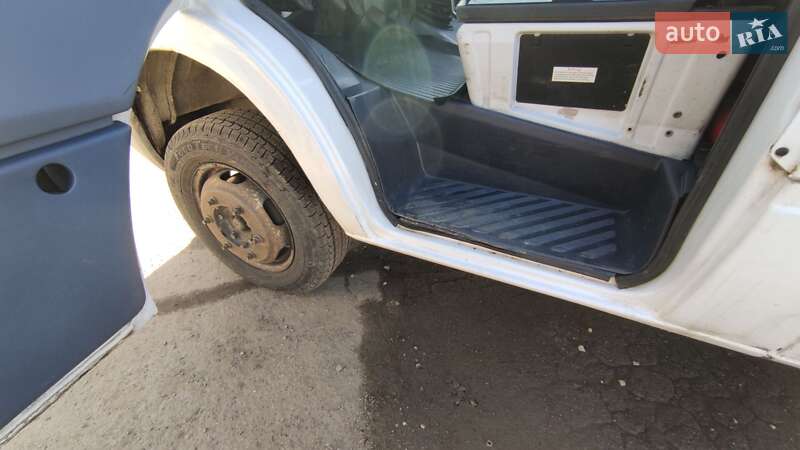 Грузовой фургон Mercedes-Benz Sprinter 1997 в Львове