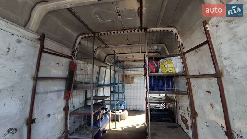 Грузовой фургон Mercedes-Benz Sprinter 1997 в Львове