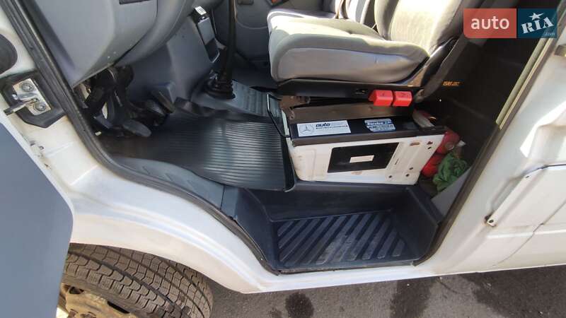 Грузовой фургон Mercedes-Benz Sprinter 1997 в Львове