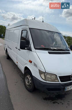 Грузовой фургон Mercedes-Benz Sprinter 2006 в 