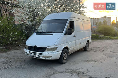 Вантажний фургон Mercedes-Benz Sprinter 2003 в 