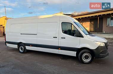 Вантажний фургон Mercedes-Benz Sprinter 2020 в 