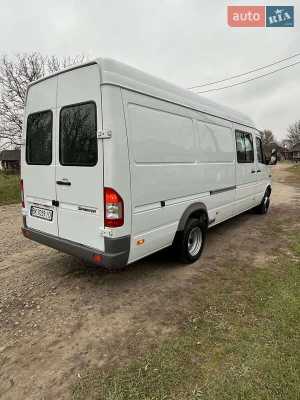Грузовой фургон Mercedes-Benz Sprinter 2002 в Ровно