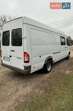 Грузовой фургон Mercedes-Benz Sprinter 2002 в 