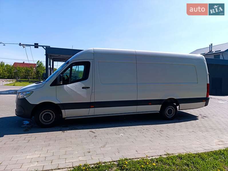 Грузовой фургон Mercedes-Benz Sprinter 2022 в Долине