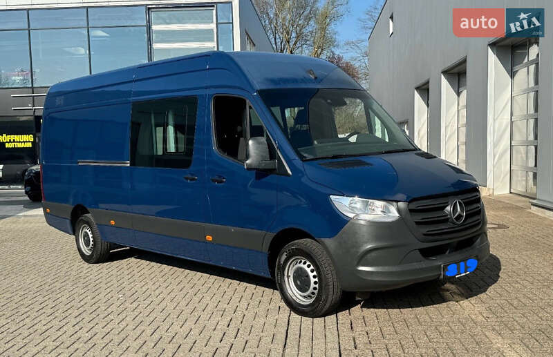 Вантажопасажирський фургон Mercedes-Benz Sprinter 2020 в 